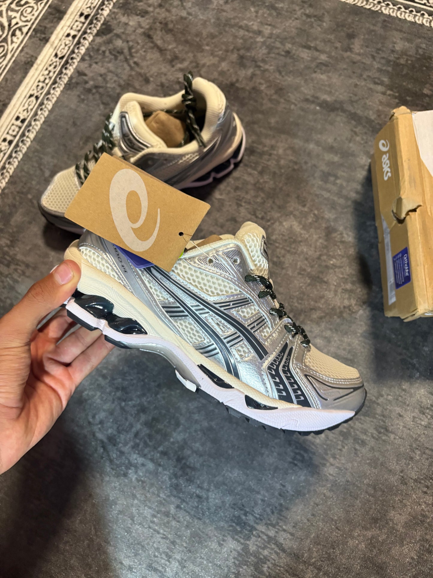 Asics Kayano 14